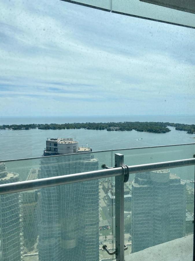 Ihost Suites Ice Condo Toronto Eksteriør billede