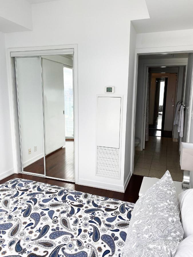 Ihost Suites Ice Condo Toronto Eksteriør billede