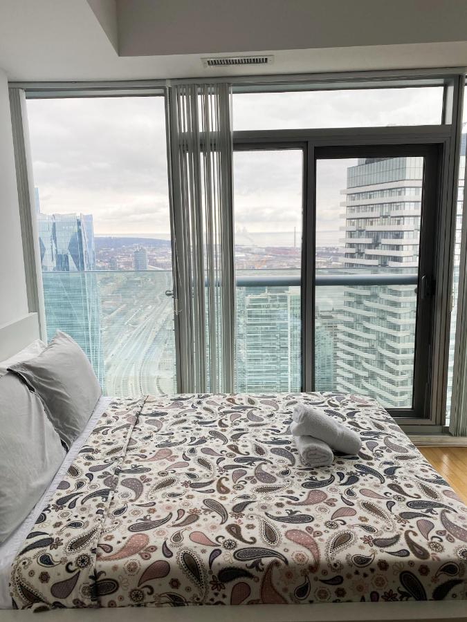 Ihost Suites Ice Condo Toronto Eksteriør billede