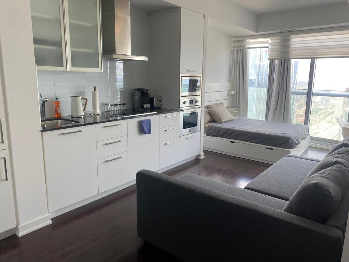 Ihost Suites Ice Condo Toronto Eksteriør billede