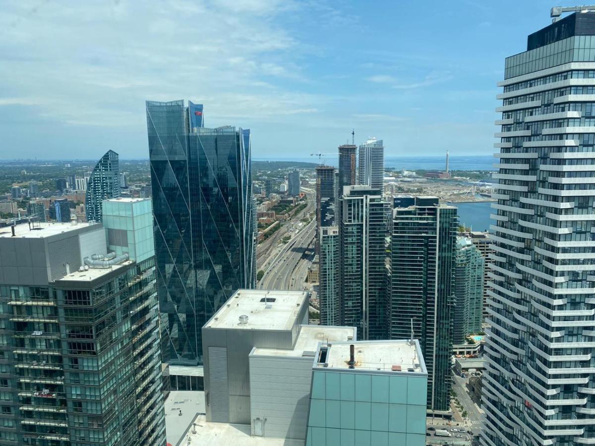 Ihost Suites Ice Condo Toronto Eksteriør billede