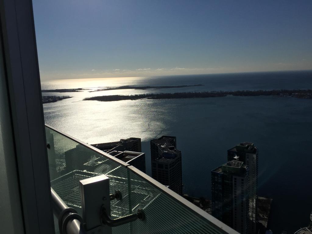 Ihost Suites Ice Condo Toronto Eksteriør billede