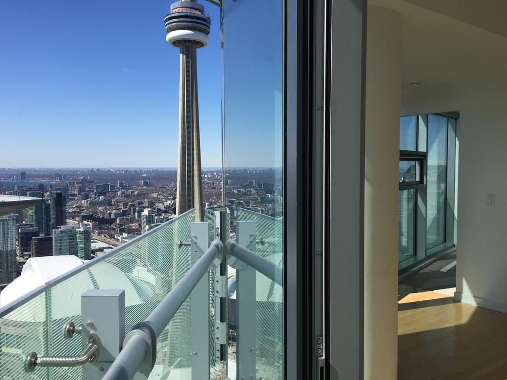 Ihost Suites Ice Condo Toronto Eksteriør billede